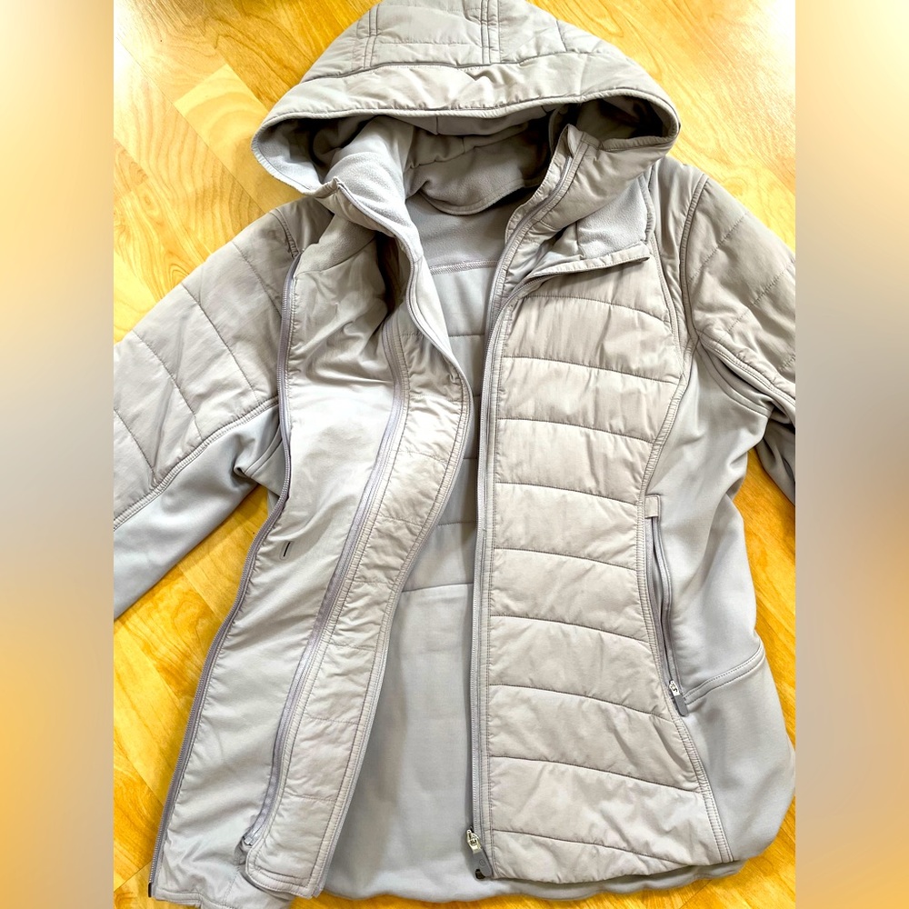 Lululemon Down Jacket w/removable hood